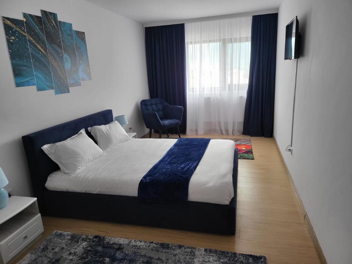 Bibis Apartments Nehoiu Exteriör bild